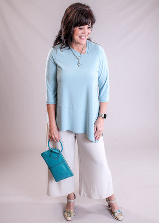 Sympli Splice Angle Top modeled - Fashion Crossroads Inc.