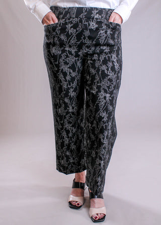 Tribal Sportswear Printed Pull On Capris front view - Fashion Crossroads Inc