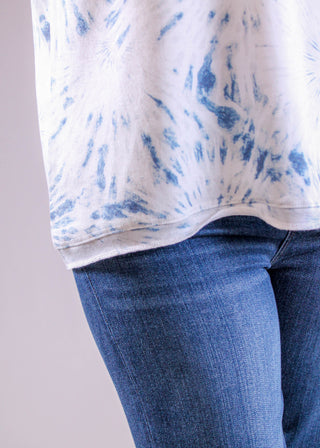 Charlie B 3/4 Sleeve V Neck Printed Knit Top blue hem view - Fashion Crossroads Inc.