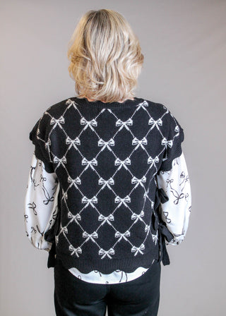 Blu Pepper Short Sleeve Sweater with Bows Back View - Fashion Crossroads Inc