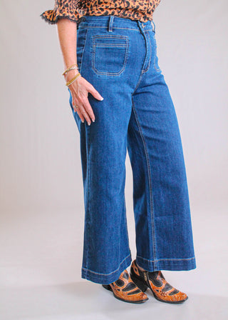 Charlie B Patch Pocket Cropped Flare Jean side view - Fashion Crossroads Inc.