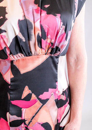 Maggy London Short Sleeve Abstract Floral Dress - Model View - Fashion Crossroads Inc
