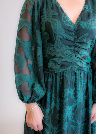 Maggy London V Neck Dress with 3/4 Puff Sleeves and Ruche Waist Detail View - Fashion Crossroads Inc