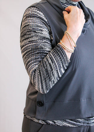 Sympli Long Sleeve Plisse Mock Neck Top with Print