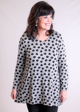 Habitat Textured Dot Tunic front view - Fashion Crossroads Inc