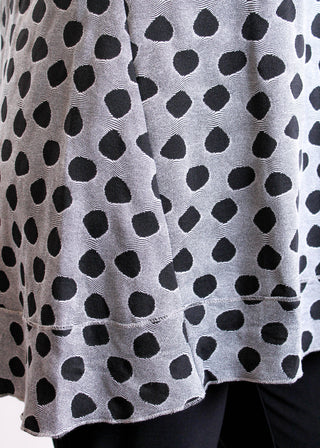 Habitat Textured Dot Tunic detail view - Fashion Crossroads Inc