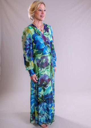 Maggie London Floral Blouson Sleeve Plunge Neck Dress side view - Fashion Crossroads Inc.