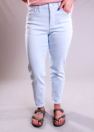 Democracy 27inch inseam Slim Straight Leg jean Icy Blue front - Fashion Crossroads Inc.