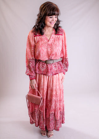 Hobo Romy Crossbody Wallet In Rose - Fashion Crossroads Inc