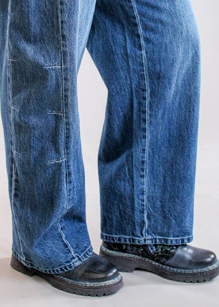 Democracy Barely Barrel Leg Denim Jean Detail View - Fashion Crossroads Inc