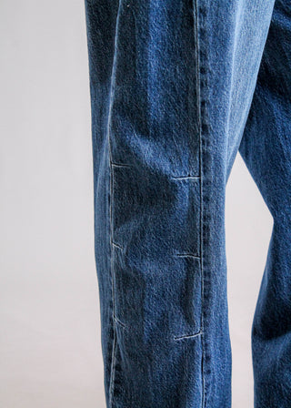 Democracy Barely Barrel Leg Denim Jean Detail View - Fashion Crossroads Inc