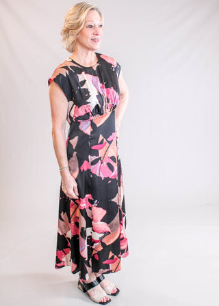 Maggy London Short Sleeve Abstract Floral Dress - Side View - Fashion Crossroads Inc