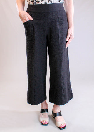 Habitat Crinkle Crepe Aria Wide Leg Crop Pant in Black front view - Fashion Crossroads Inc.
