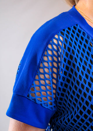 Honeycomb Boxy Top Detail View - Fashion Crossroads Inc