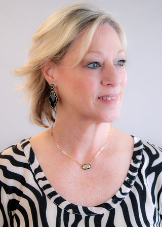 Kendra Scott Elisa Necklace Gold and Black Agate Filigree View - Fashion Crossroads Inc.