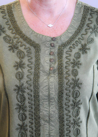 Parsley & Sage Yuki 3/4 Sleeve Top