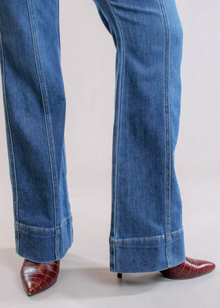 Liverpool Relaxed High Rise Bootcut Jean with Front Seam Detail View - Fashion Crossroads Inc
