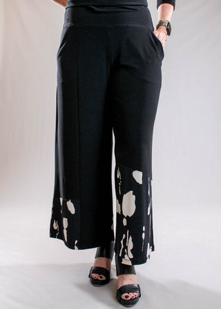 Sympli Wide Leg Crop Pant with Blocked Print